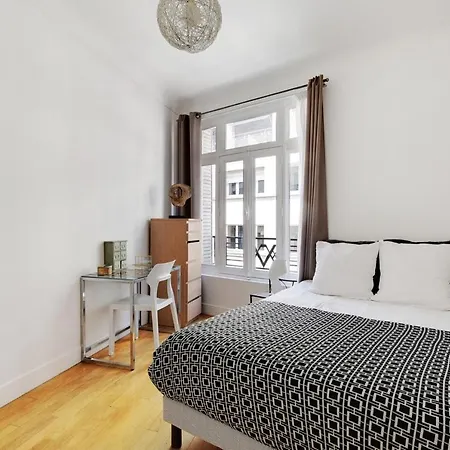 Апартаменты Moderne 3 Pieces Au Coeur Des Champs-elysees